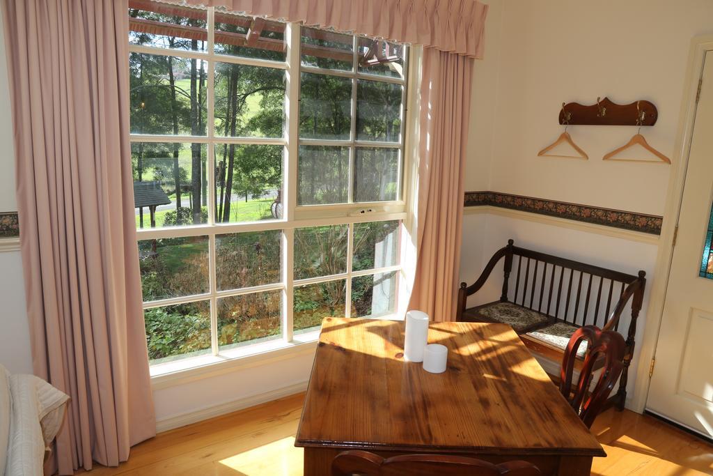 Fernglade On Menzies Bed & BreakfastEmerald エクステリア 写真